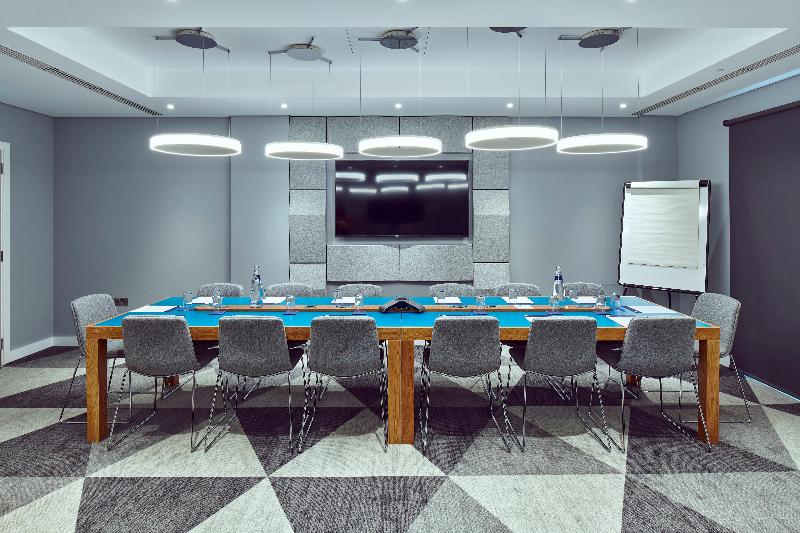 هتل Holiday Inn Express Gibraltar By Ihg