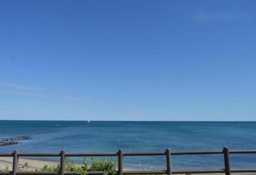 هتل Les Indes Galantes