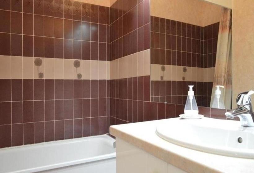 هتل Les Indes Galantes