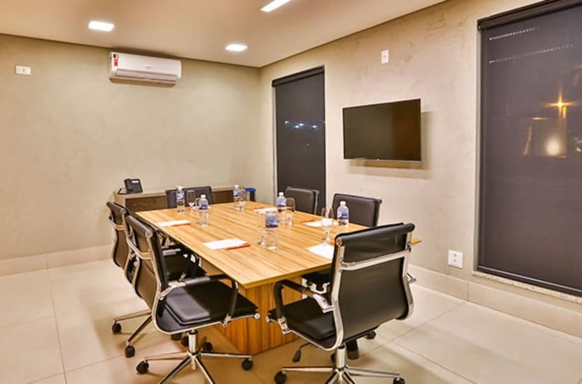 Отель Maringá Airport