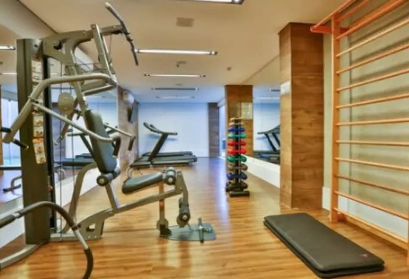 ホテル Maringá Airport