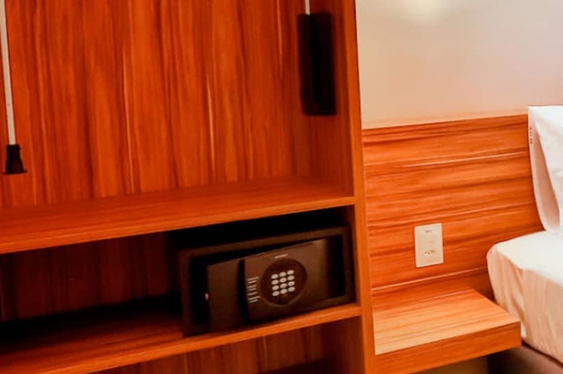 Отель Maringá Airport