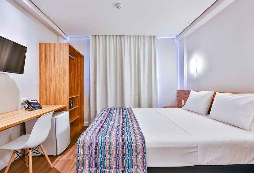 Отель Maringá Airport