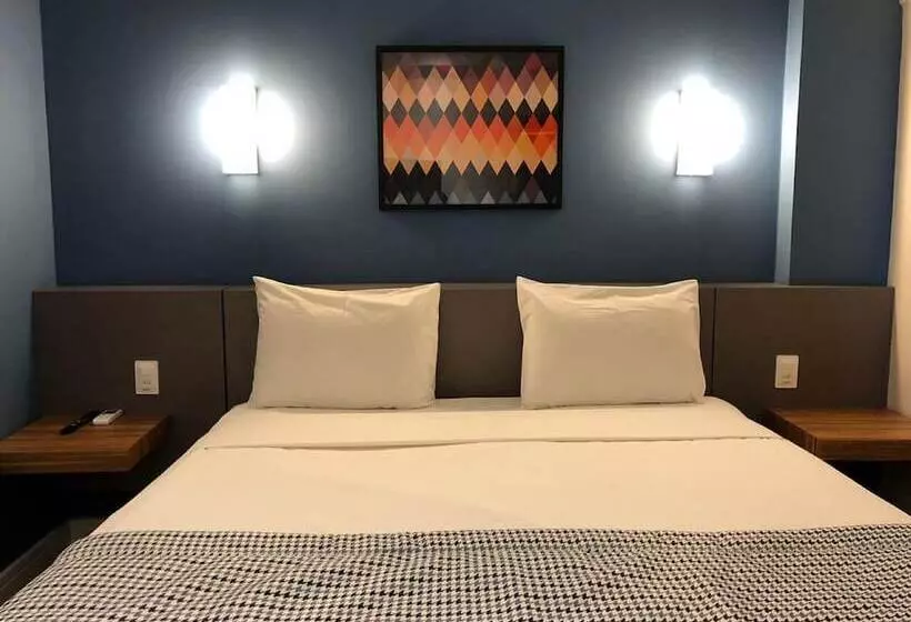 ホテル Maringá Airport