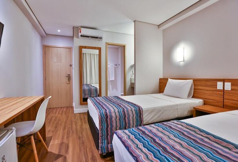 Отель Maringá Airport