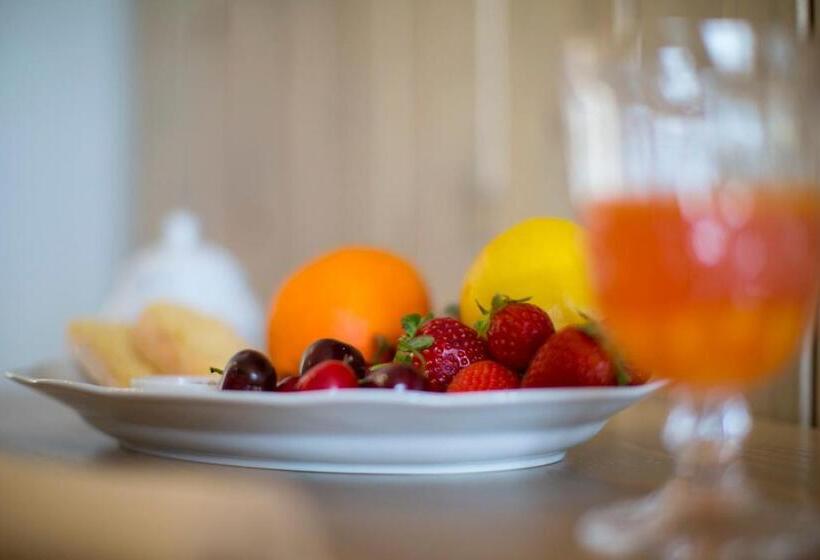 هتل Rocca Dei Saraceni