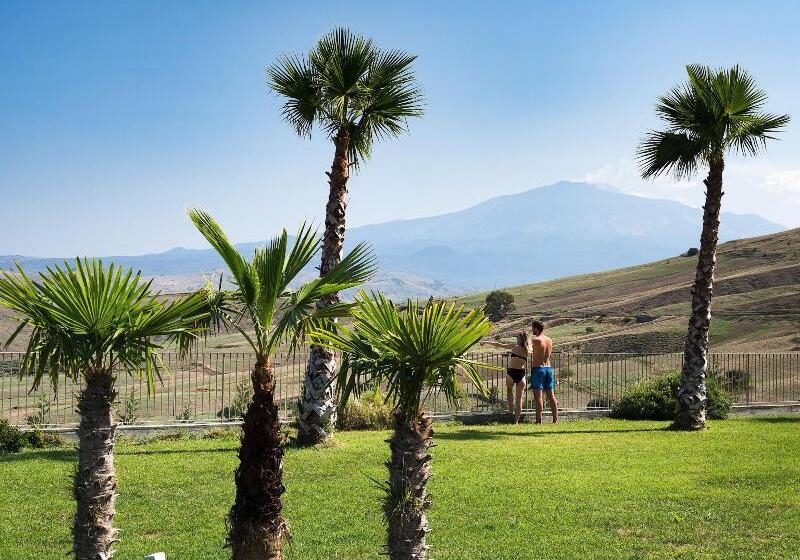 בית מלון כפרי Rocca Dei Saraceni