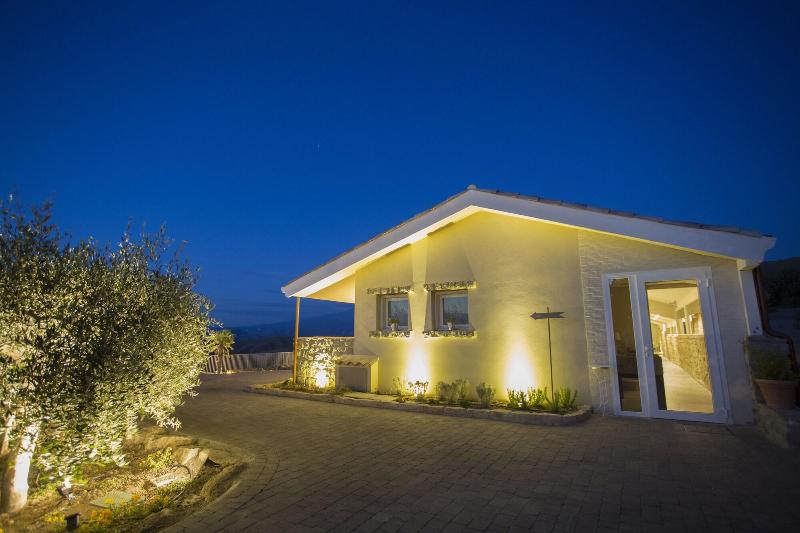 בית מלון כפרי Rocca Dei Saraceni