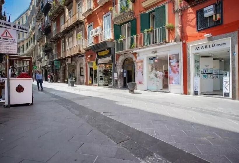 تختخواب و صبحانه Napolì Affittacamere