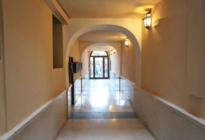 تختخواب و صبحانه Napolì Affittacamere