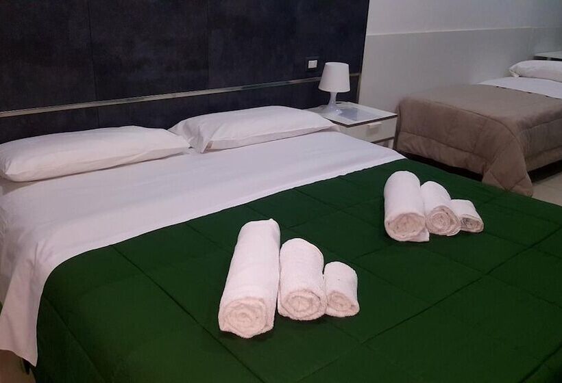 تختخواب و صبحانه Napolì Affittacamere