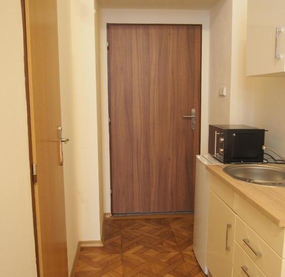 هاستل Museum Inn