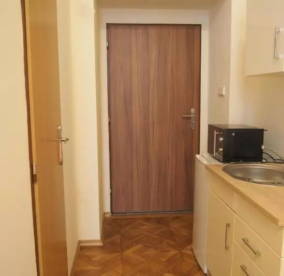 هاستل Museum Inn