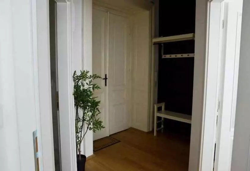 Retkeilymaja The Republic Apartments