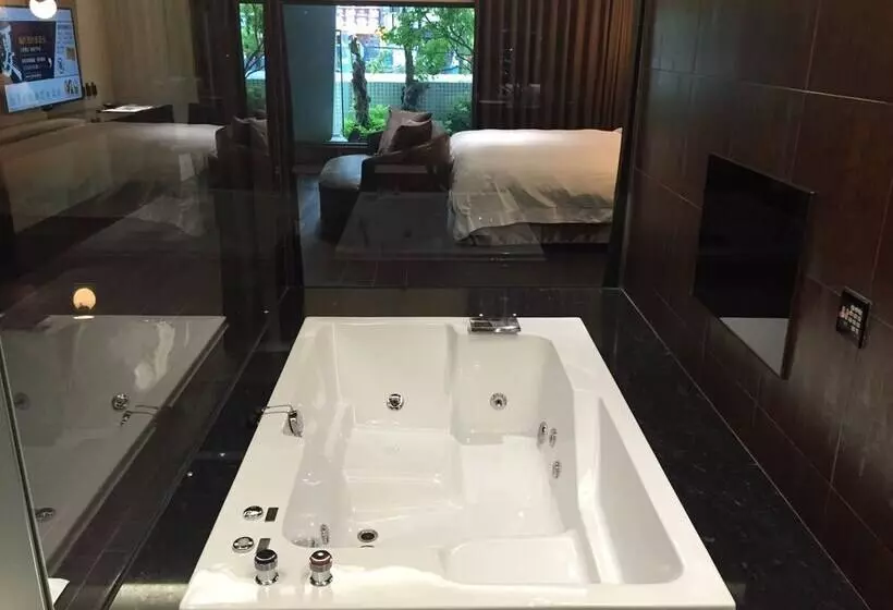 All Ur Boutique Motel   Xin Jhung Branch