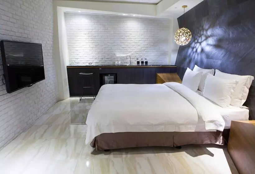 All Ur Boutique Motel   Xin Jhung Branch