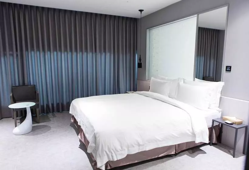 All Ur Boutique Motel   Xin Jhung Branch