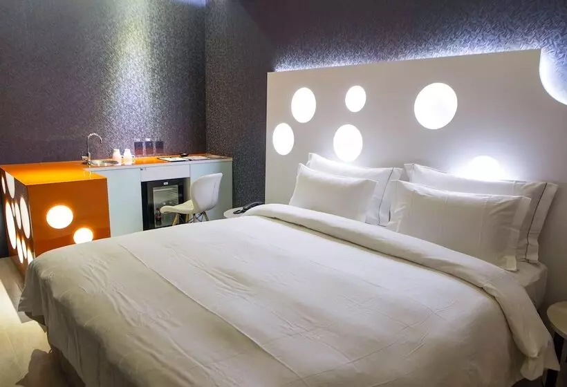 All Ur Boutique Motel   Xin Jhung Branch