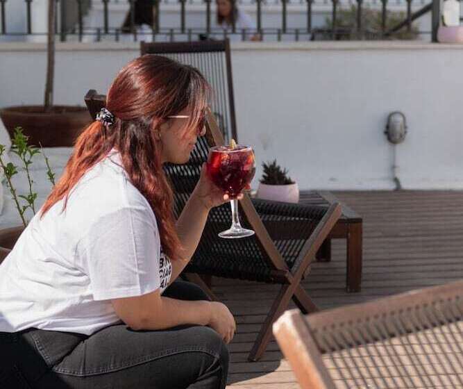 U Sense For You Hostel Sevilla