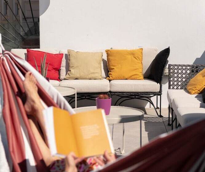 U Sense For You Hostel Sevilla