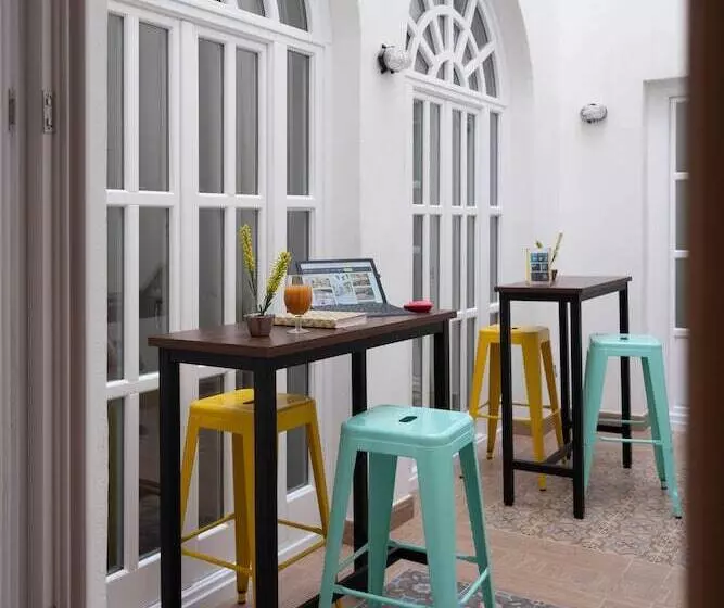 U Sense For You Hostel Sevilla