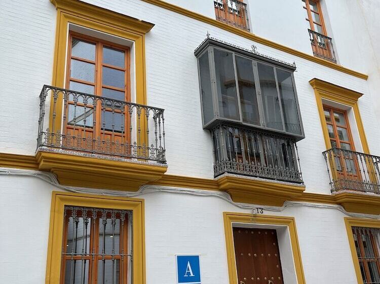 U Sense For You Hostel Sevilla