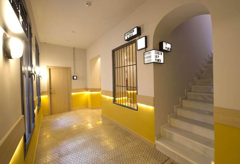U Sense For You Hostel Sevilla