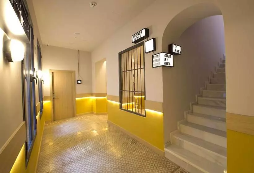 U Sense For You Hostel Sevilla