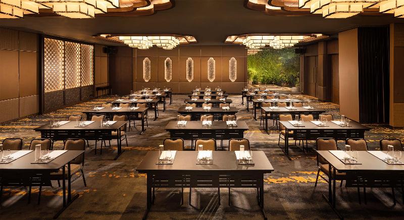 فندق Avista Grande Phuket Karon   Mgallery