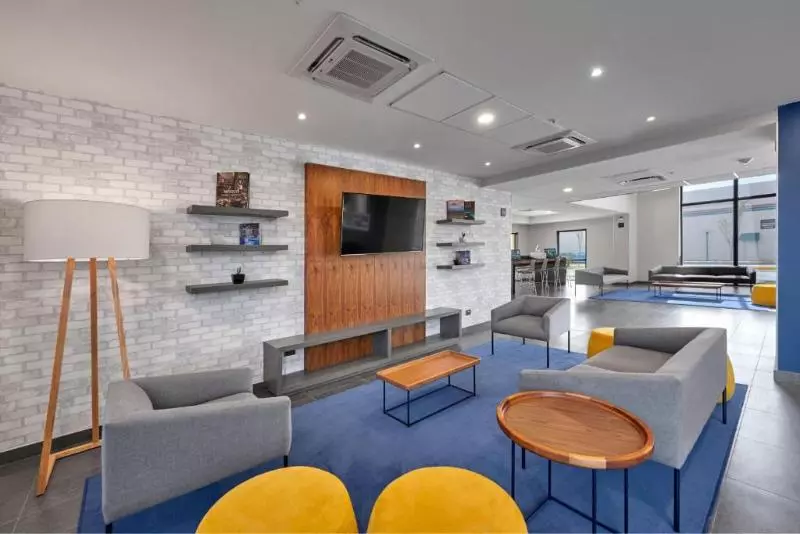 ホテル City Express By Marriott Monterrey Lindavista