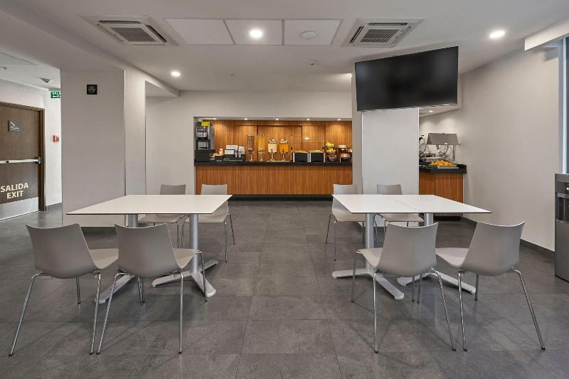 فندق City Express By Marriott Monterrey Lindavista