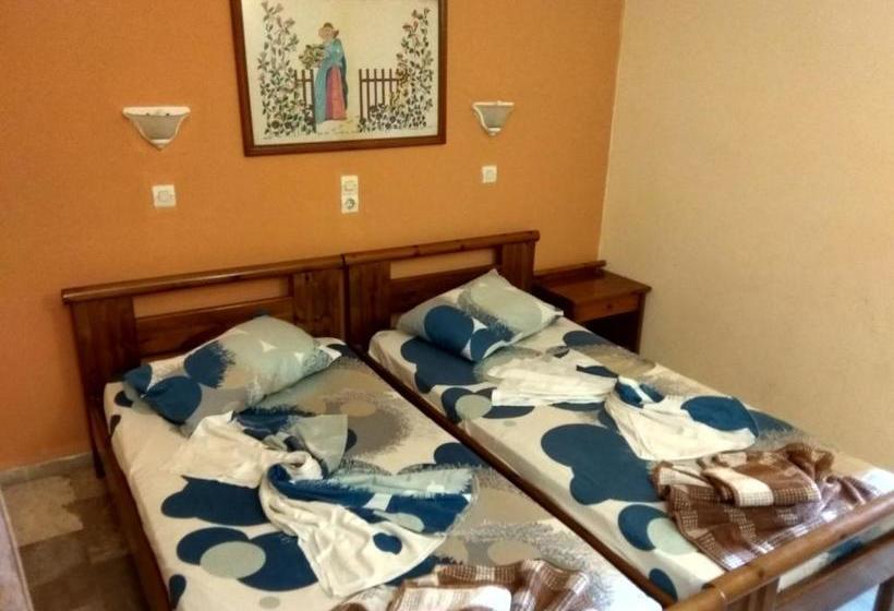 בית מלון כפרי Jack's Apartments