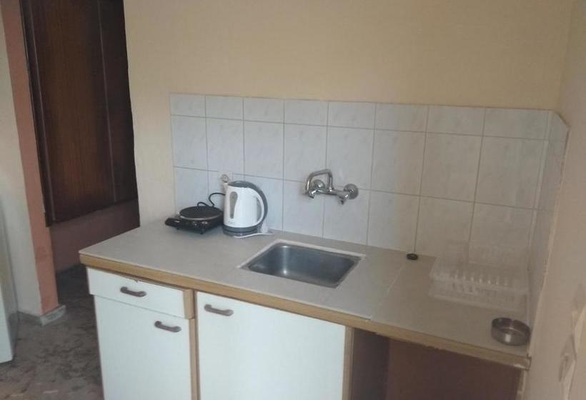 בית מלון כפרי Jack's Apartments