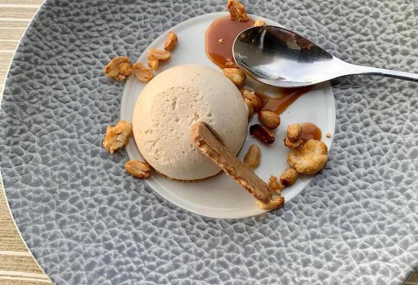 ホテル L Horizon  Restaurant La Fougassette