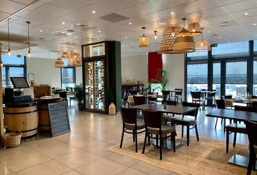 ホテル L Horizon  Restaurant La Fougassette