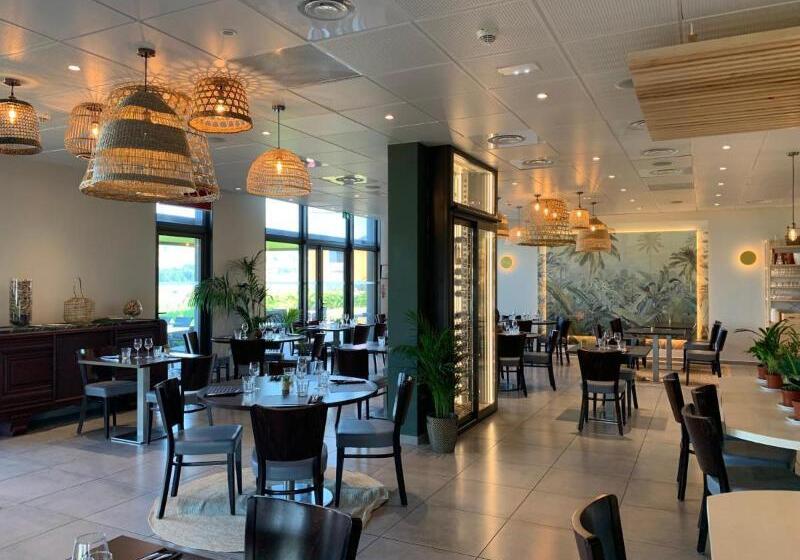 ホテル L Horizon  Restaurant La Fougassette