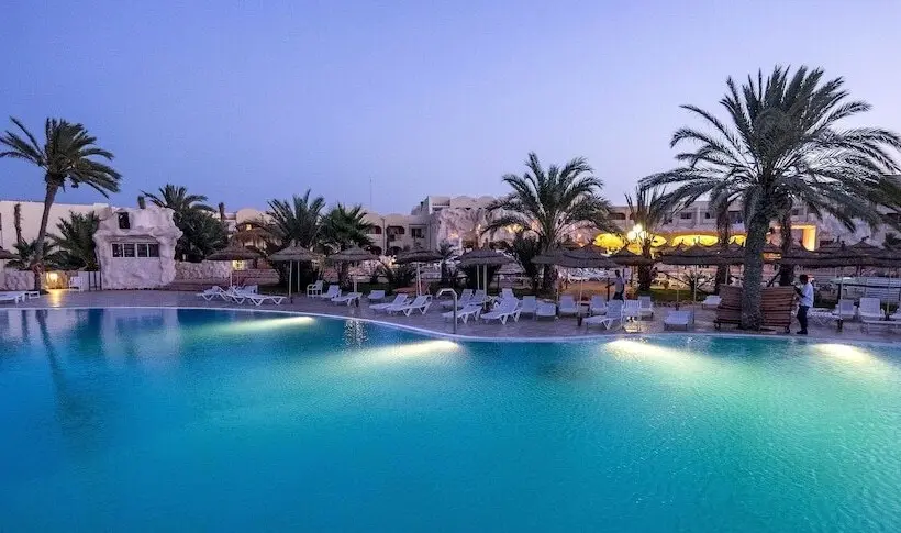 ホテル Medina Les Quatre Saisons Aqua Park Resort & Thalasso Djerba