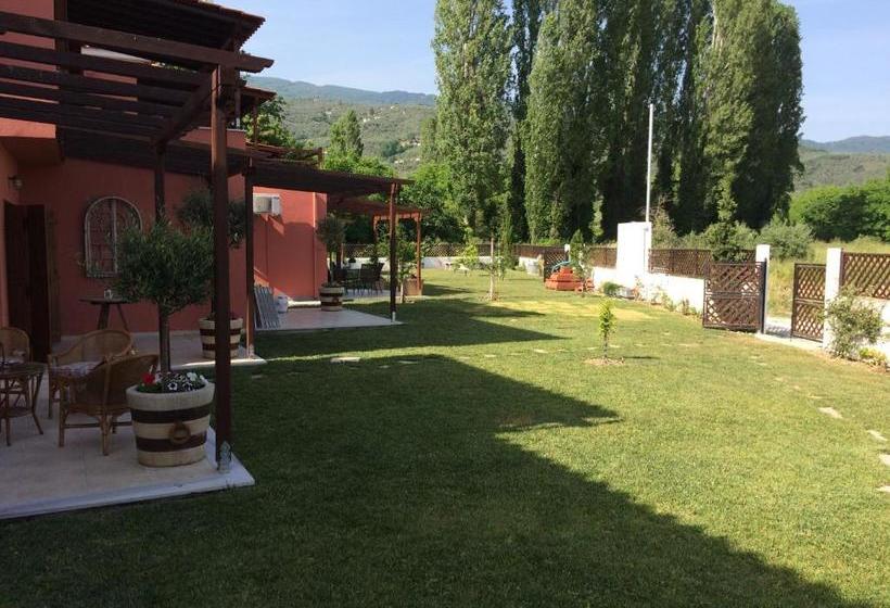 Melograno Apartments And Studios