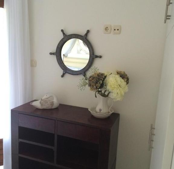 Melograno Apartments And Studios