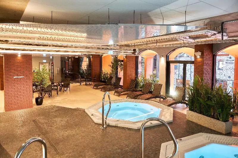 هتل Metropol Spa