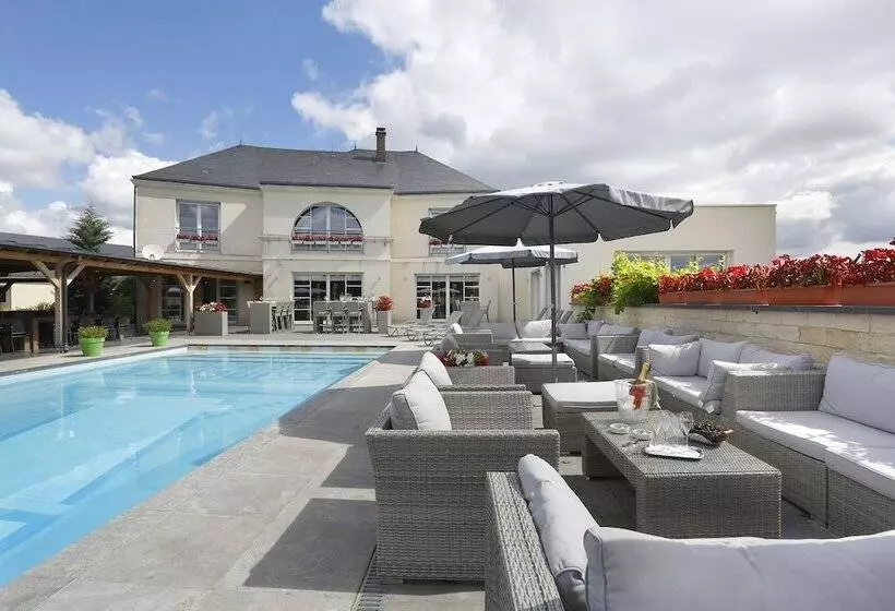 ホテル Resort Résidence Pierre, The Originals Relais