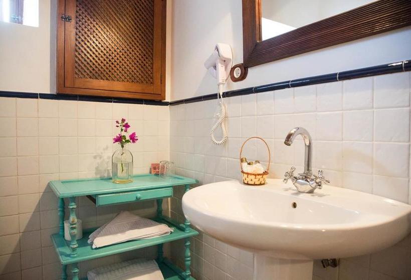 فندق ريفى Agro-Hotel Rugama