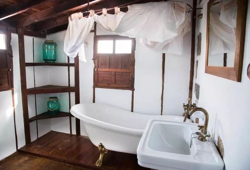 Maaseutuhotelli Agro-Hotel Rugama