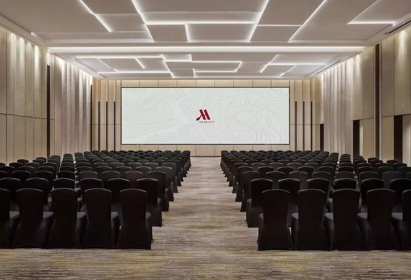 Shanghai Marriott Hotel Kangqiao