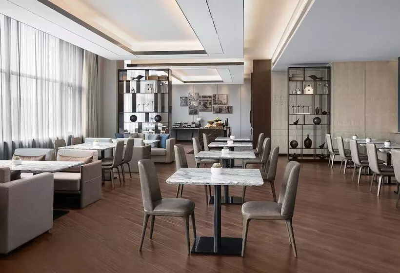 Shanghai Marriott Hotel Kangqiao