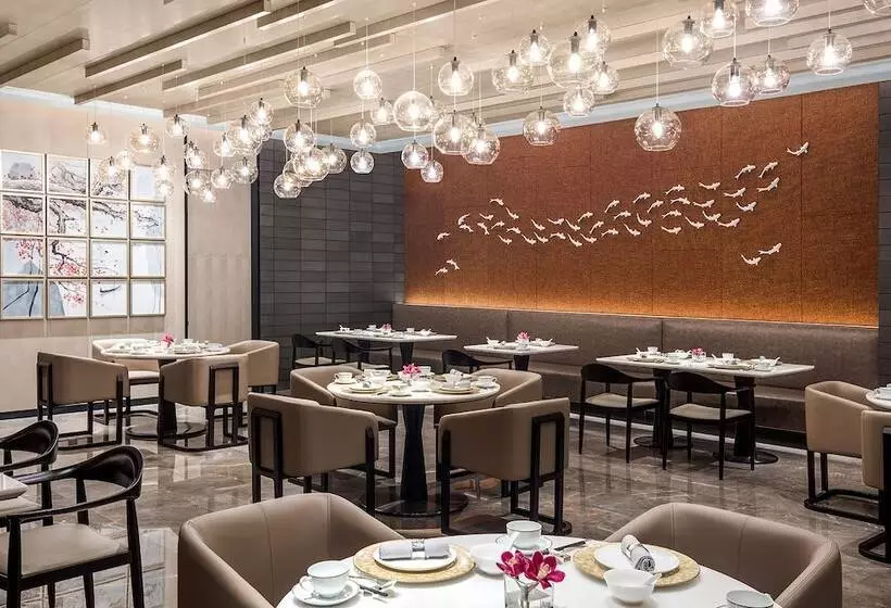 Shanghai Marriott Hotel Kangqiao