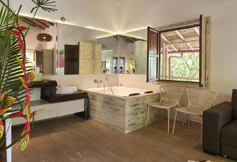 استراحتگاه Hacienda Combia