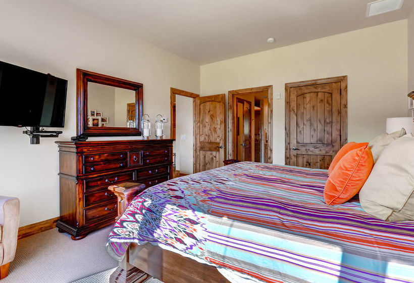 Beaver Creek Landing