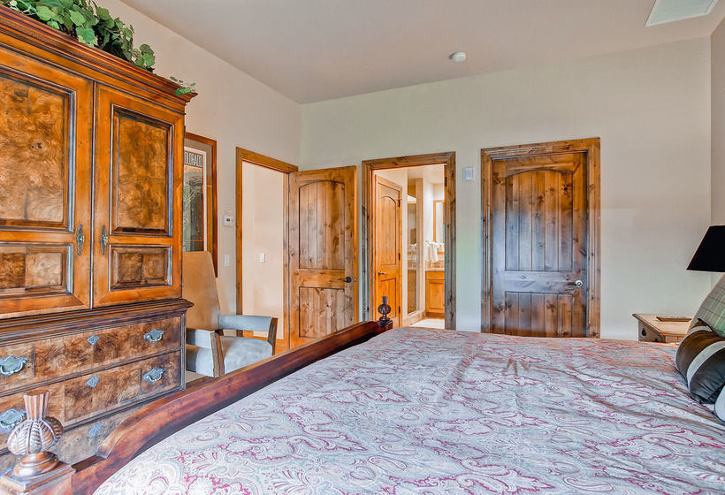 Beaver Creek Landing