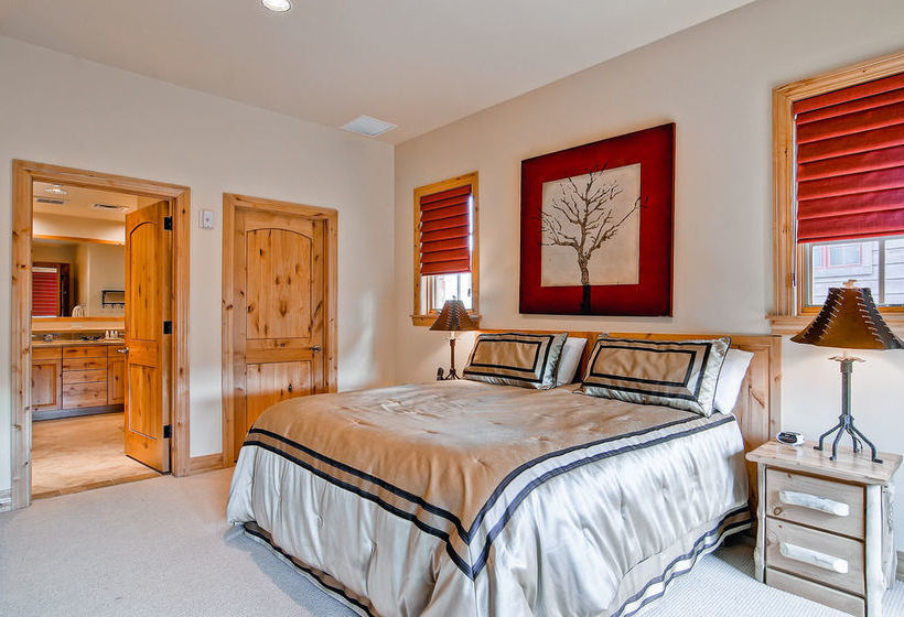 Beaver Creek Landing